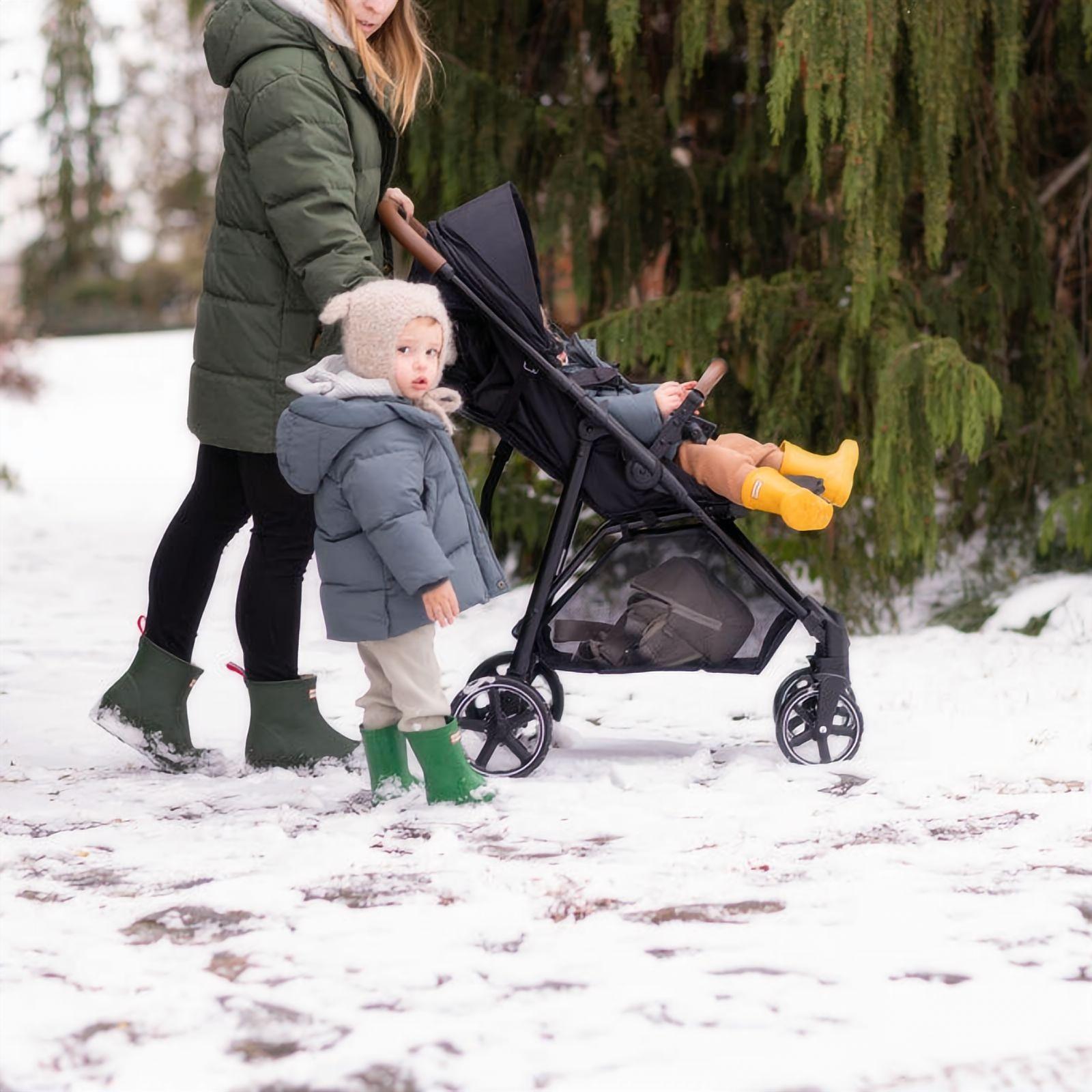 Family-Friendly Winter Hikes and Nature Walks with Toddlers