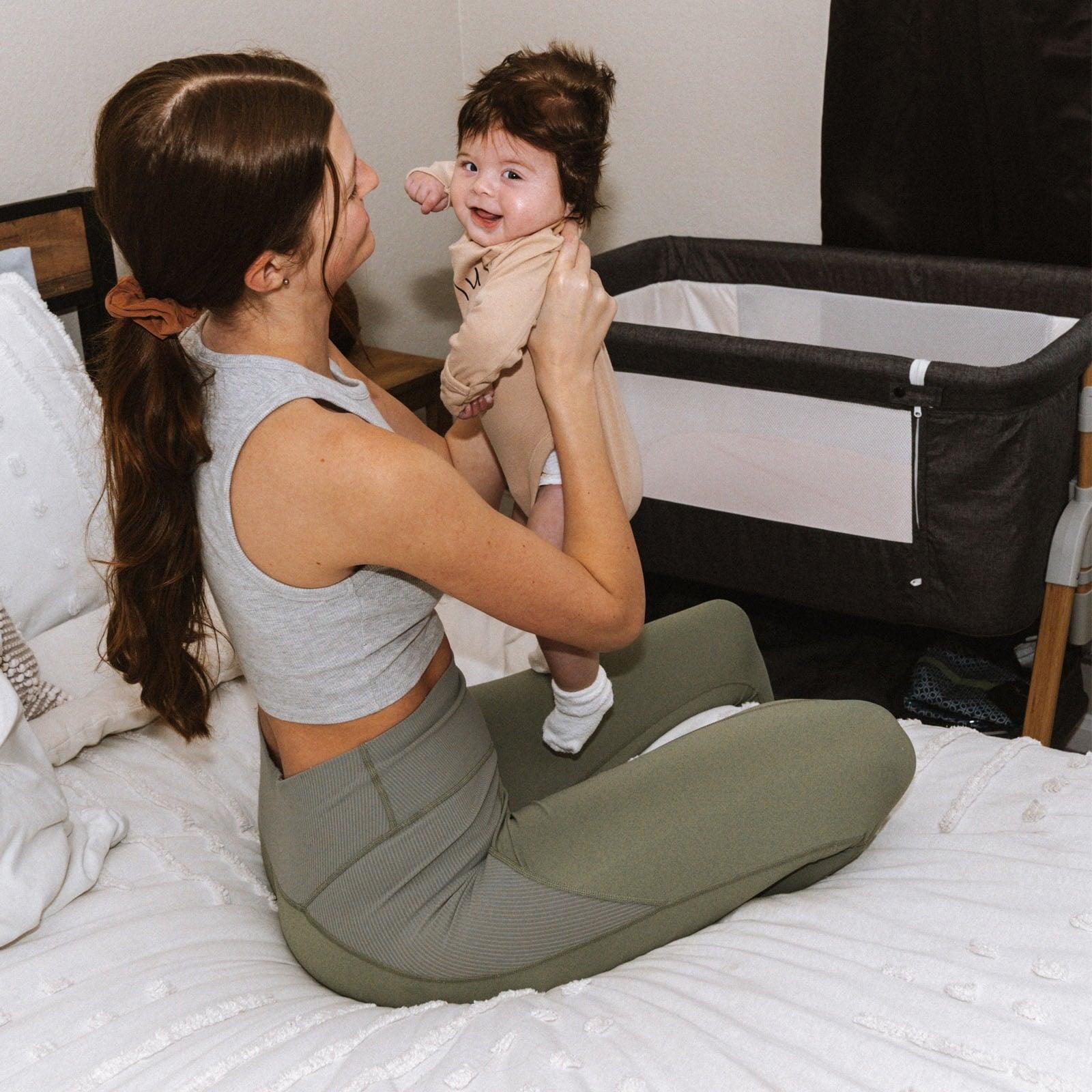 HARPPA 3 in 1 Baby Bassinet Bedside Sleeper, Height Adjustable, Easy Folding, Gray