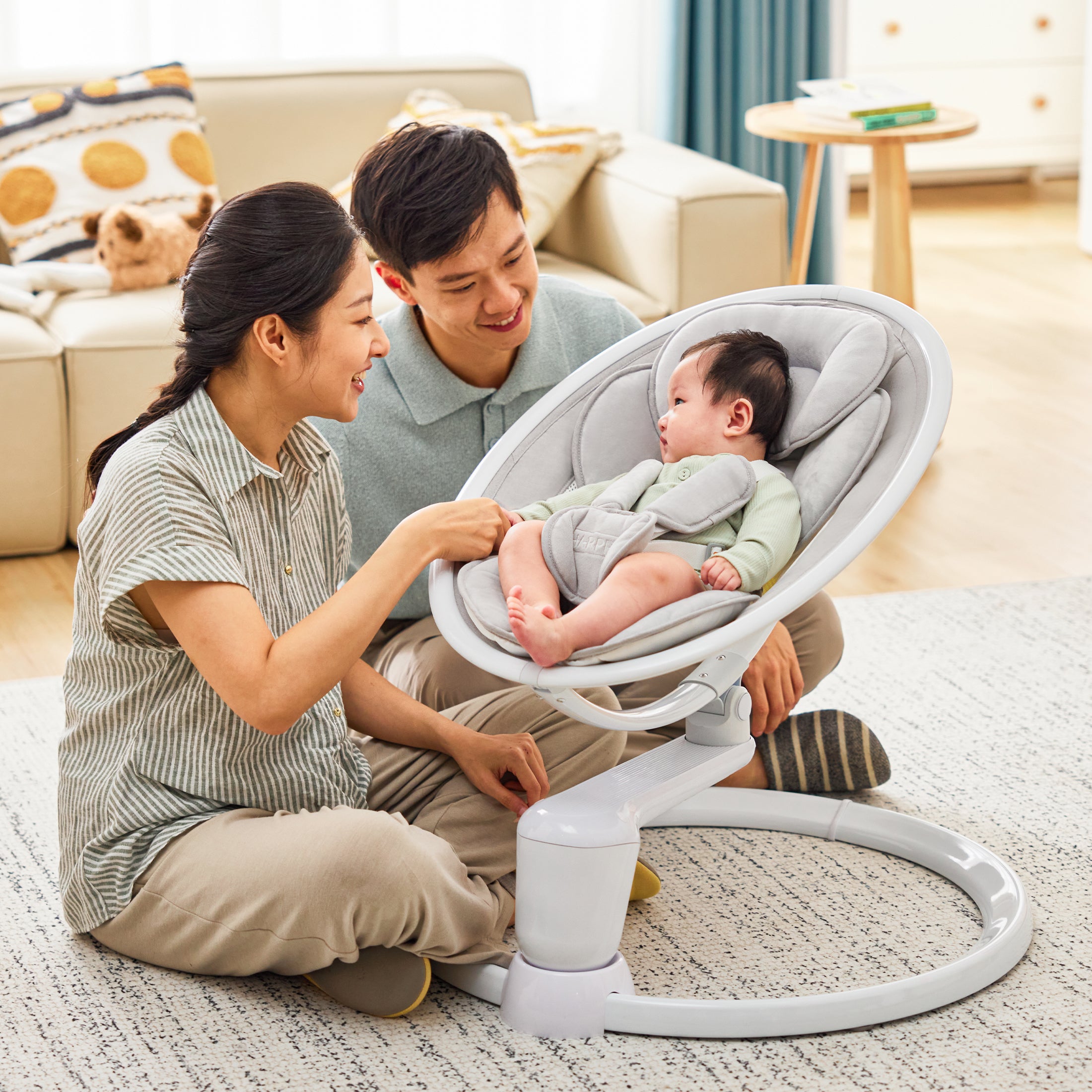 HARPPA Weddell Orbit | Electric Baby Swing for eye-level bonding