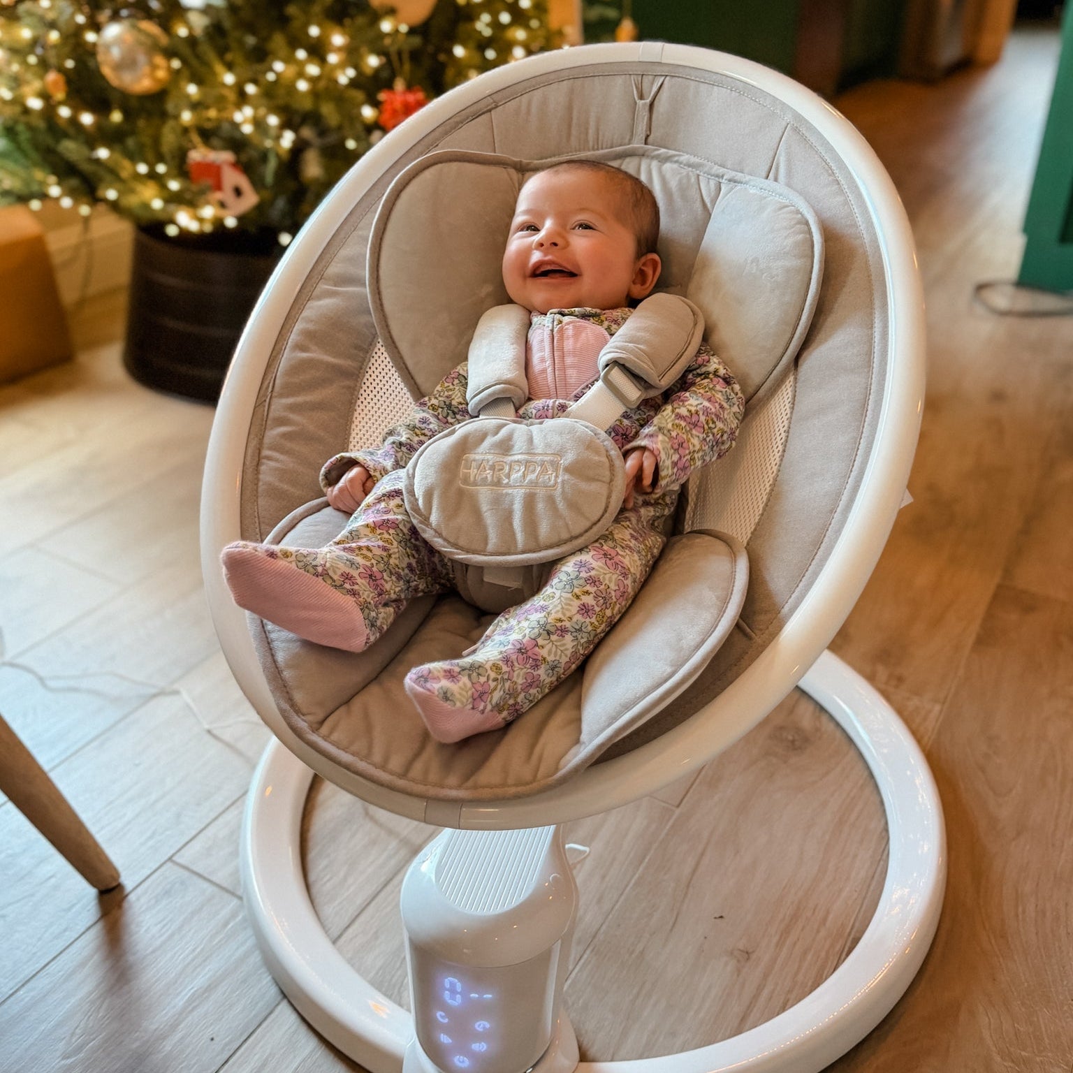 HARPPA Weddell Orbit | Electric Baby Swing for eye-level bonding