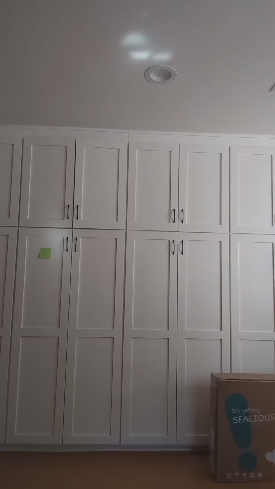 #color_Khaki-wooden