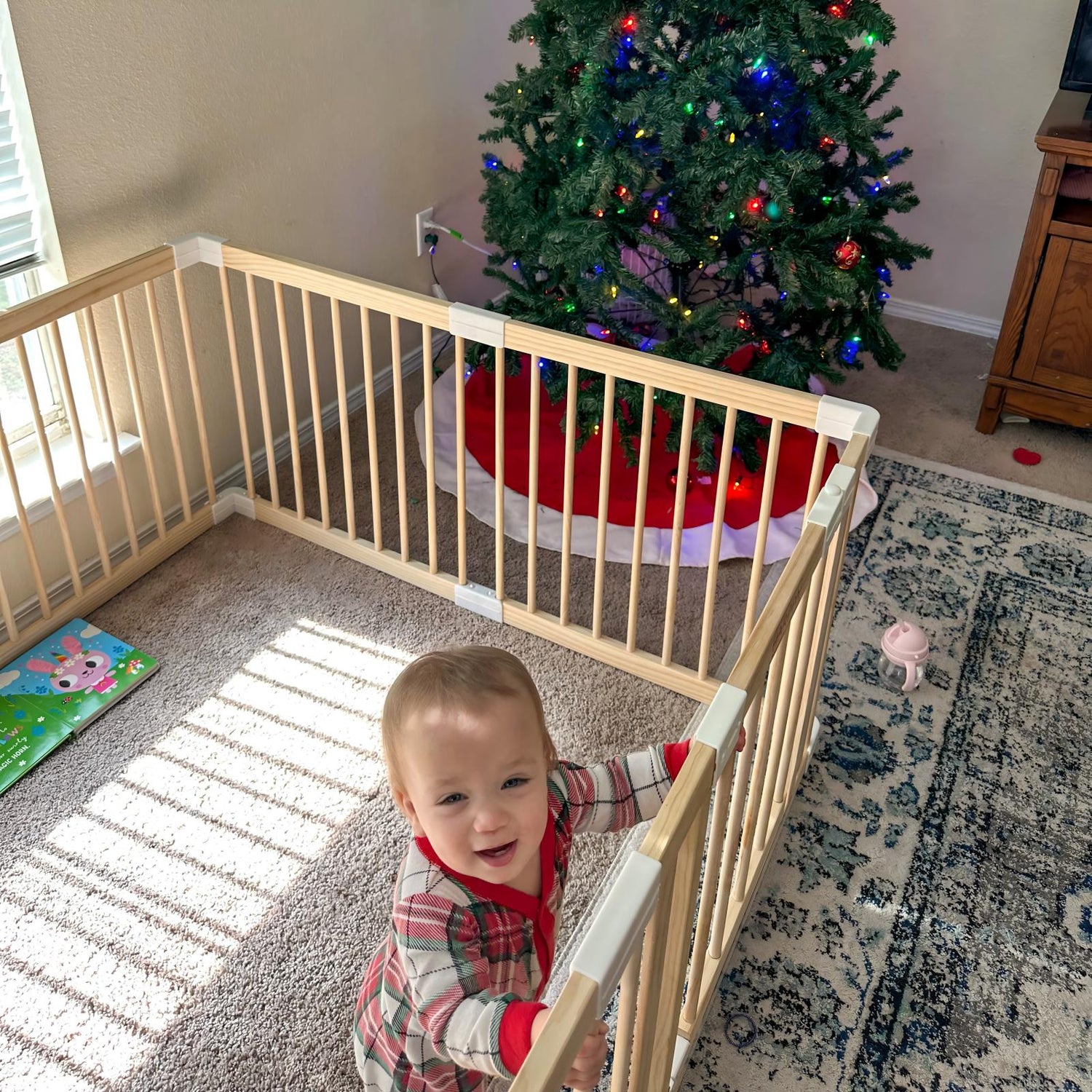 🌿 Supporting Your Child’s Independent Growth: Starting with a Wooden Playpen