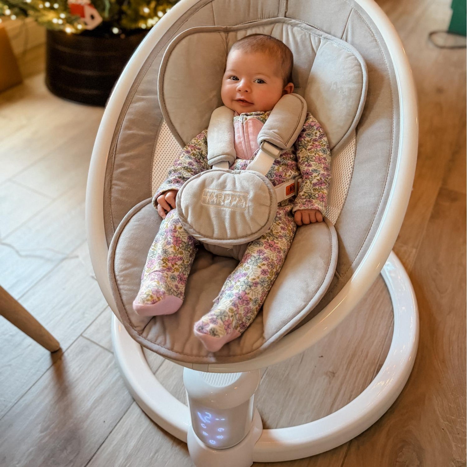 The Newborn Gift Guide That Grows: Best Gifts for 0-6 Months & Beyond