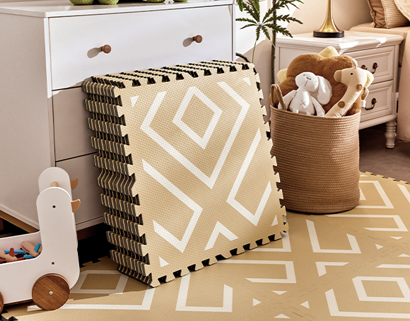 Play Mat vs Rug vs Blanket: What Parents Should Know