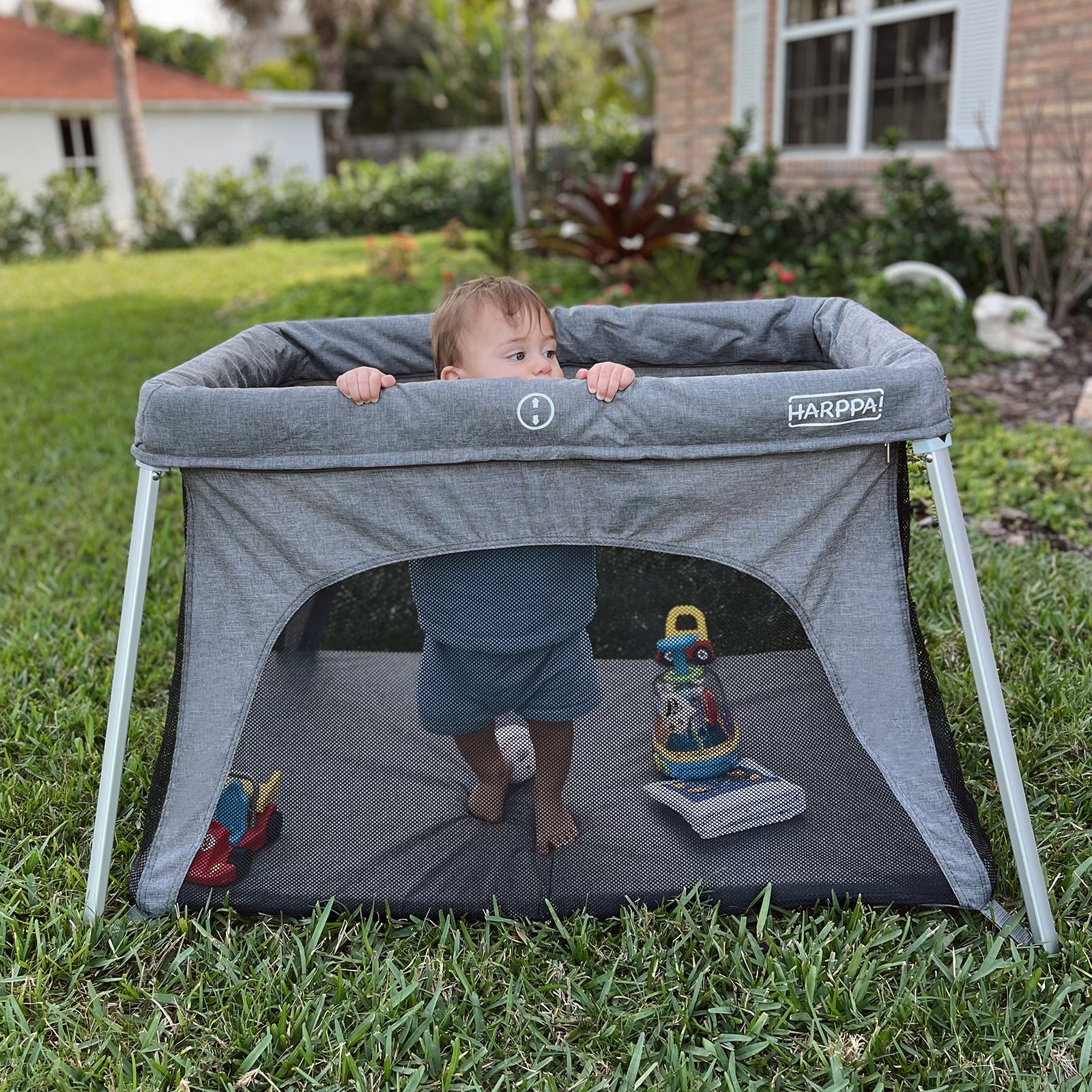 HARPPA Rossi | Lightweight Foldable Pack and Play Travel Crib with Comfy Mattress for Infants to Toddlers